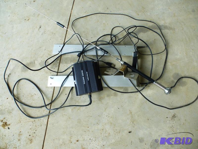 Mobile phone signal booster Dual band booste...