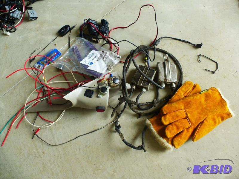 Mopar&nbsppillar gage mount panel Relay set...