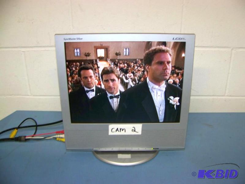 lot 112 image: Samsung, SyncMaster, 15, LCD Monitor with TV Tuner on Stand