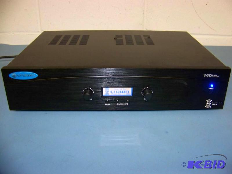 lot 120 image: Crown, 140MAx, XM Satellite Radio ReceiverTuner