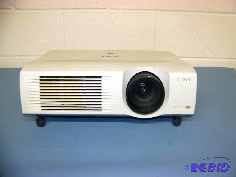 lot 22 image: Sony, VPL-PX35, SuperBright, LCD Projector