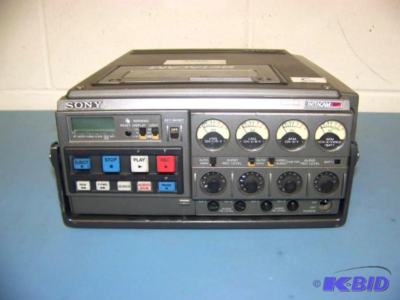 lot 34 image: Sony, Professional, Portable, VideoCassetteBetaCam Recorder