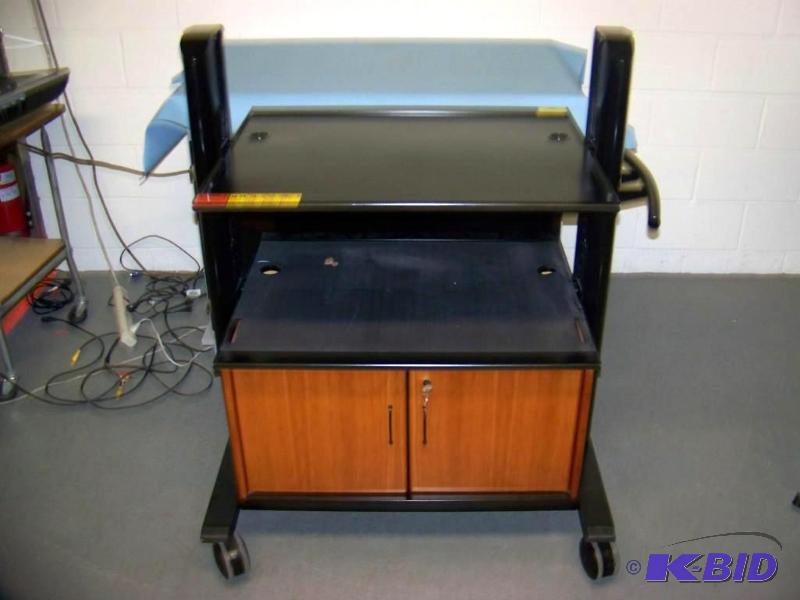 lot 53 image: Rolling, AudioVideo (AV), TV, Component Cart