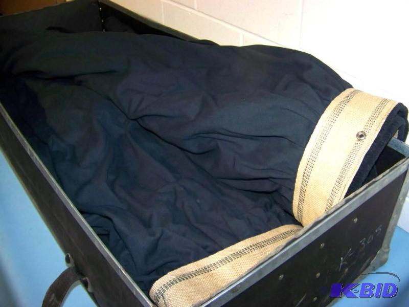 lot 83 image: 12x12, Dress Kit in Hard-Sided Case