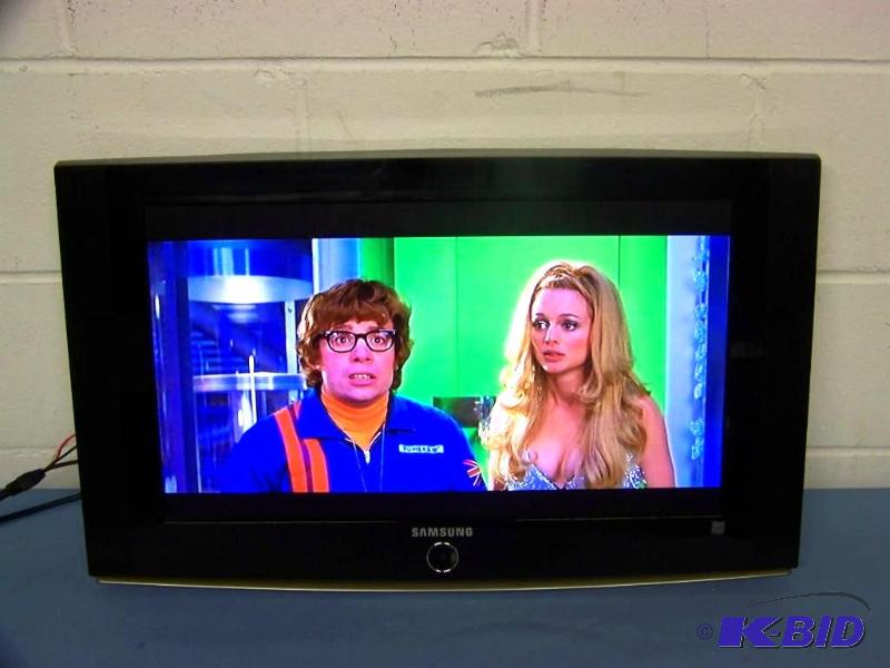 lot 9 image: Samsung, 23, LCD HDTV