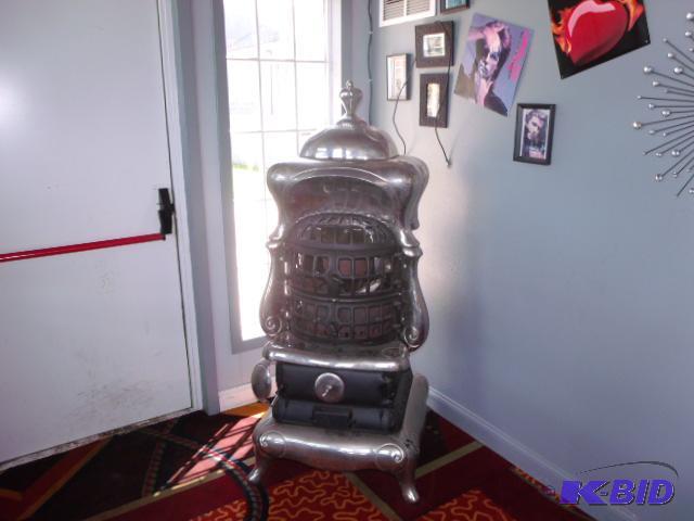lot 2 image: Simplicity 316 Wehrle Ornate WoodCoal Parlor Stove