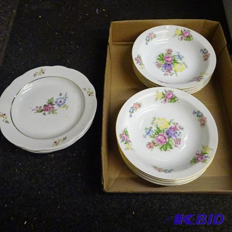 lot 146 image: China dishes...