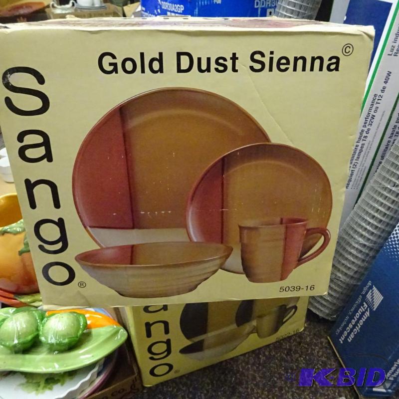 lot 152 image: Sango gold dust sienna. 16 piece dinnerware. ...