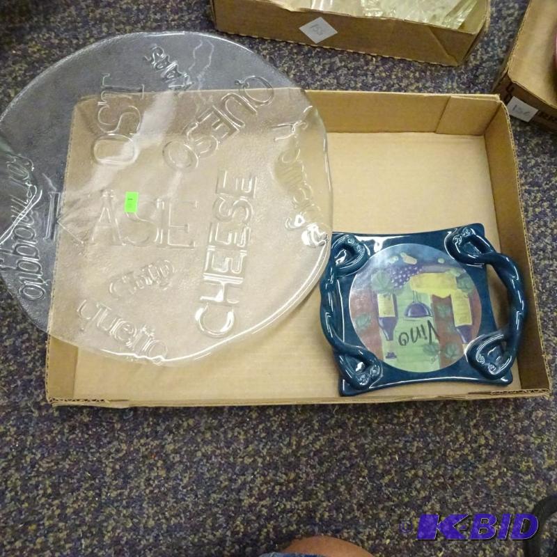 lot 154 image: Glass cheeses plate. Bon appetite trivet...