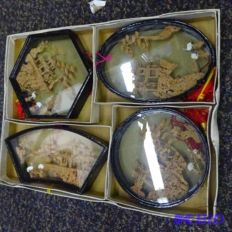 lot 164 image: Decorative asian theme wall hangings...