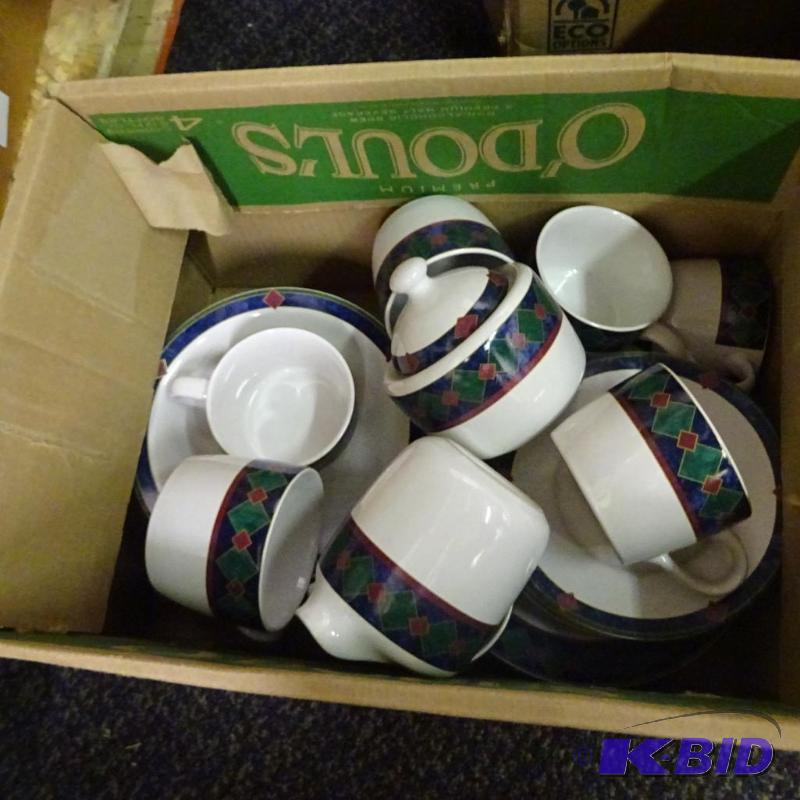 lot 183 image: Dishware set Amalki classic. PFALTZGRAFF...