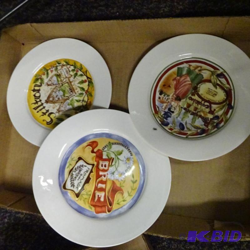 lot 188 image: 3 decorative plates...