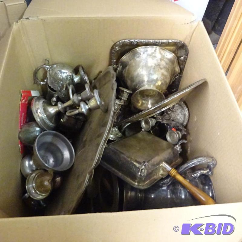 lot 189 image: Large box of silver plate items...