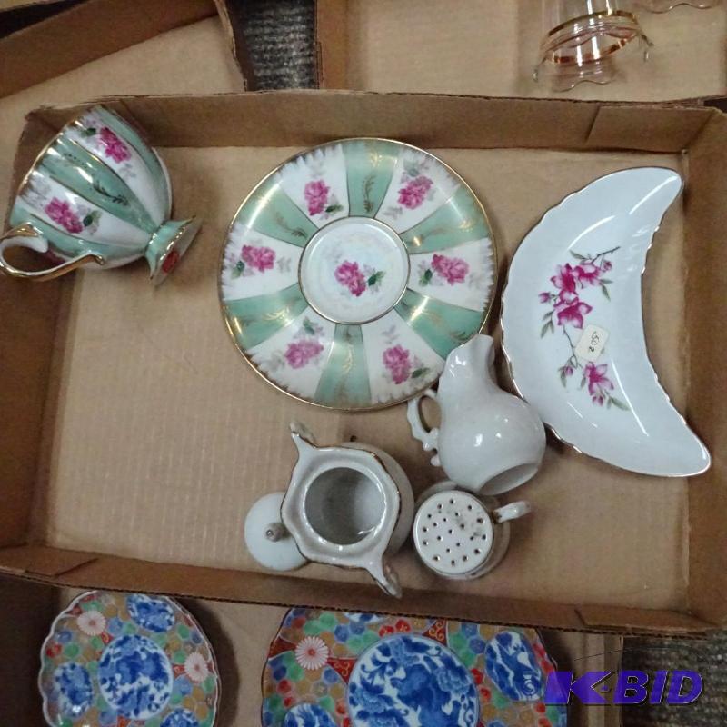 lot 210 image: Leftons China. Other misc China...