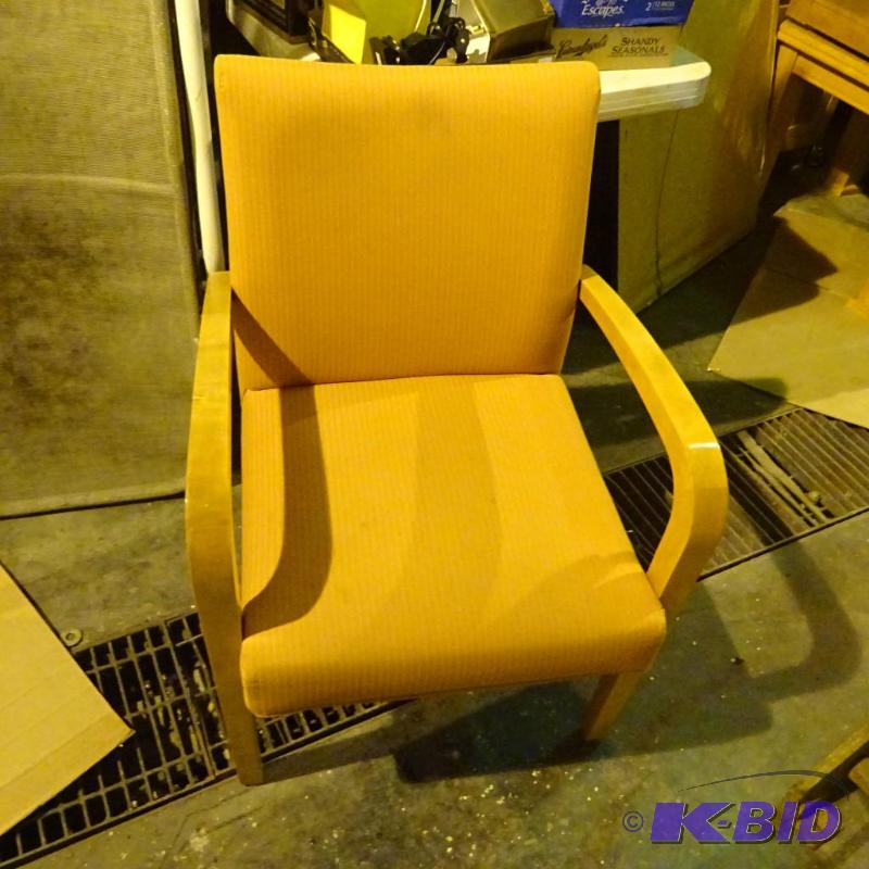 lot 34 image: Wood framed cushioned side chair...