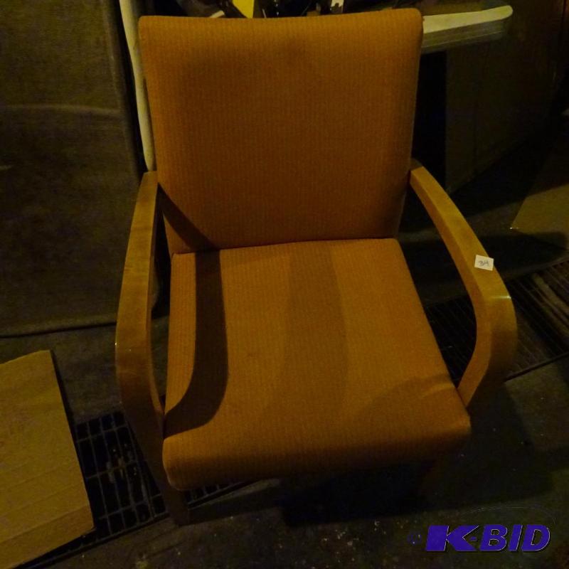 lot 35 image: Wood framed cushioned side chair...