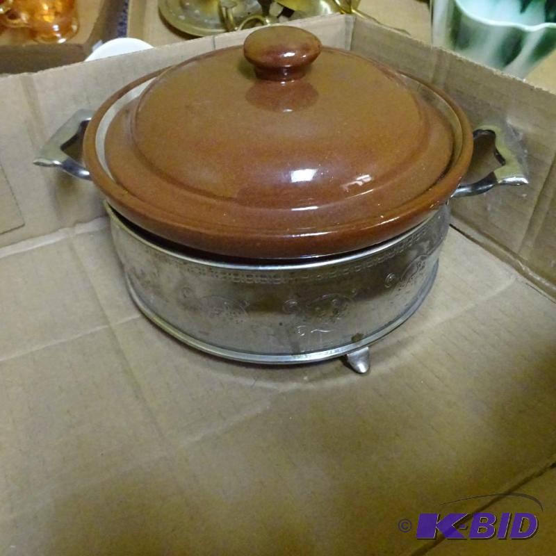 lot 55 image: Crock food server...
