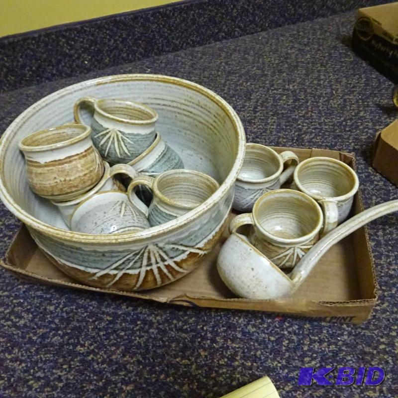 lot 69 image: 9 person pottery punch bowl with ladle...