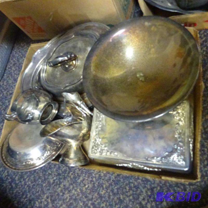 lot 91 image: Misc silver plate items...