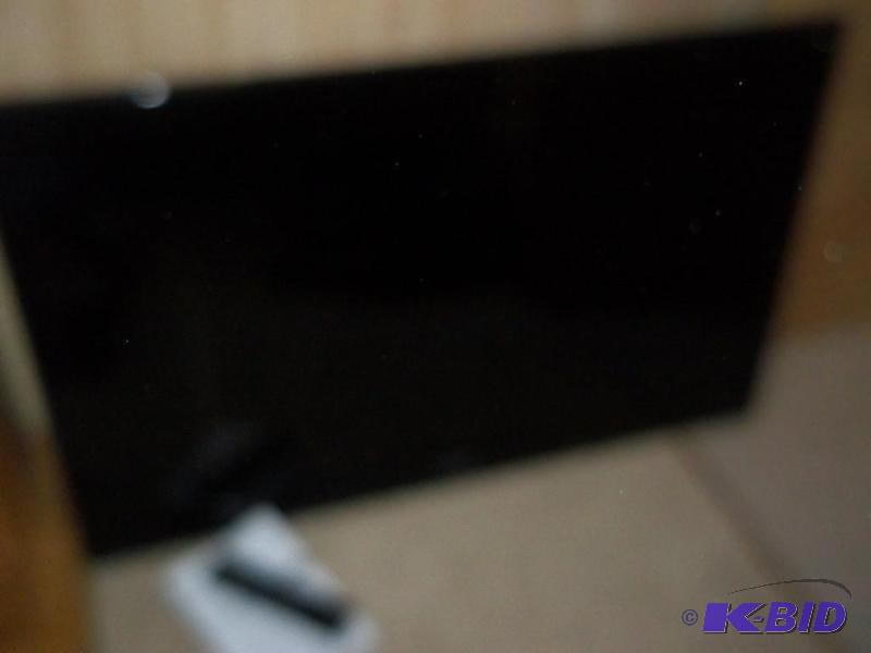 Seiki Tv with user manual and remote 40 with stand