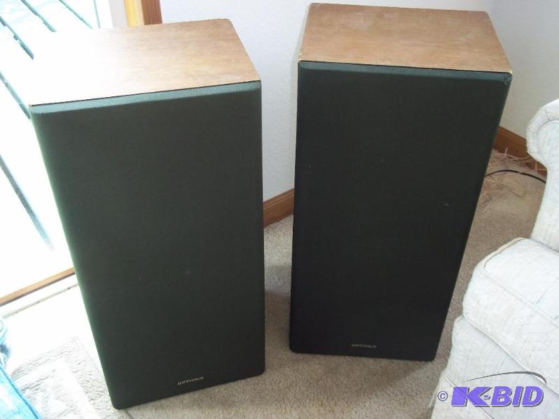 Optimus set of large speakers
