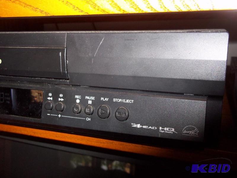 JVC & Plug and Play VHS Players