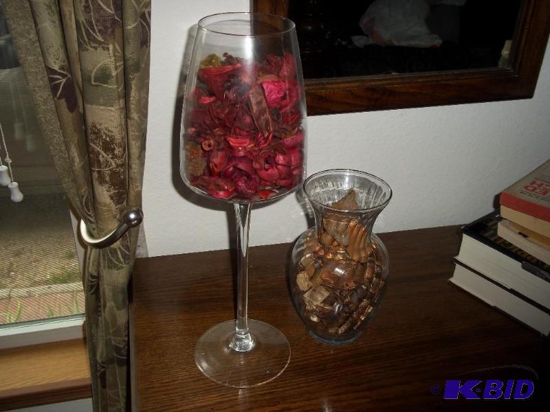 Potpurri glass jars