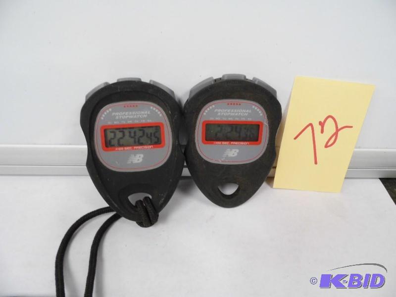 2 Stop Watches