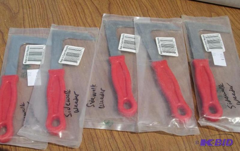 lot 110 image: Lot of sidewalk weed edger tools...