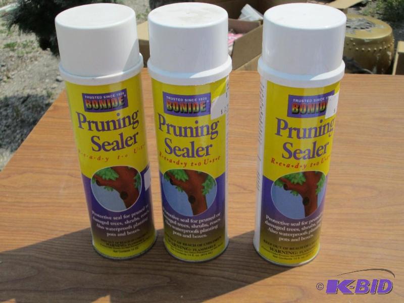 lot 113 image: Lot of 3 cans Bondide spray pruning sealer...