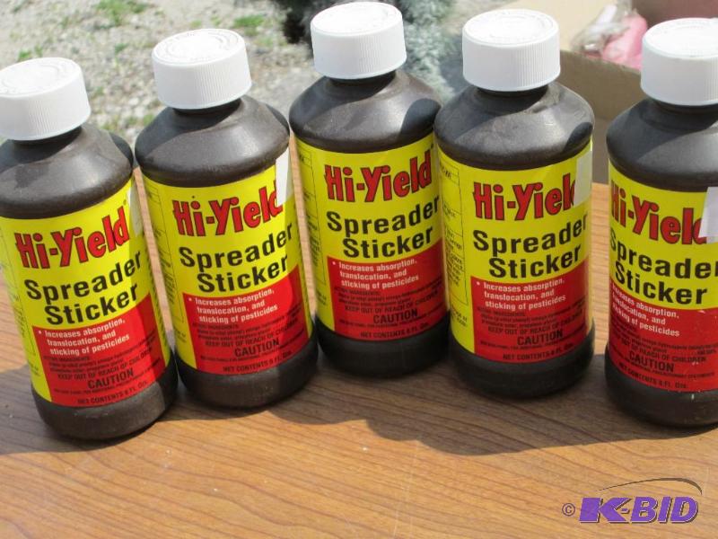 lot 125 image: Hi-Yield spreader sticker, helps keep pest co...