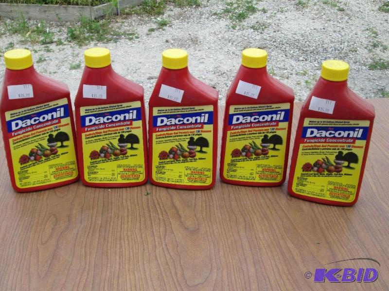 lot 147 image: Lot of 5 bottles Daconil fungicide concentrat...