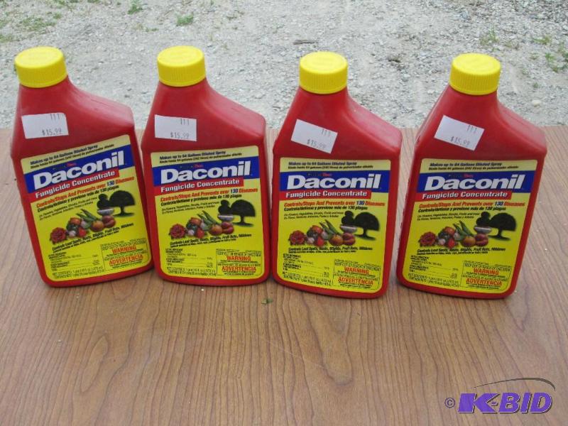 lot 148 image: Lot of 4 bottles Daconil fungicide concentrat...