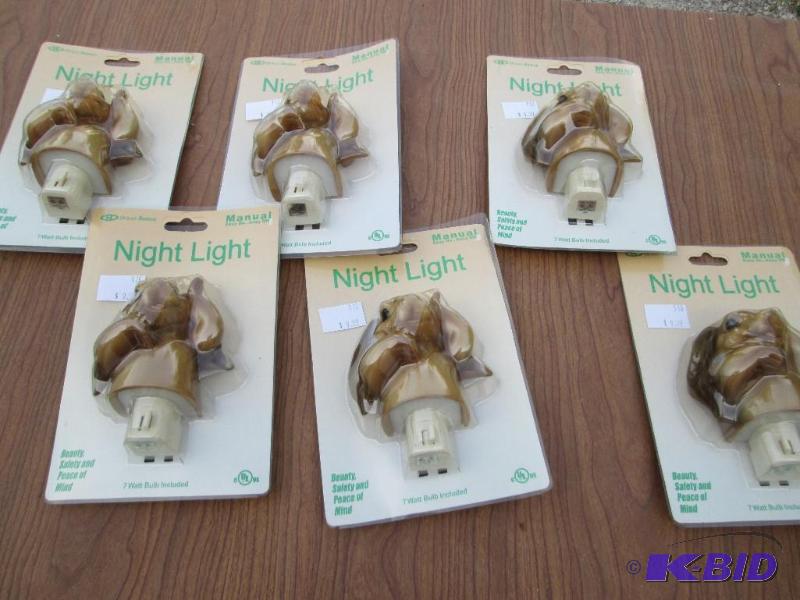 lot 185 image: Lot of 6 rabbit theme night lights, bulb incl...