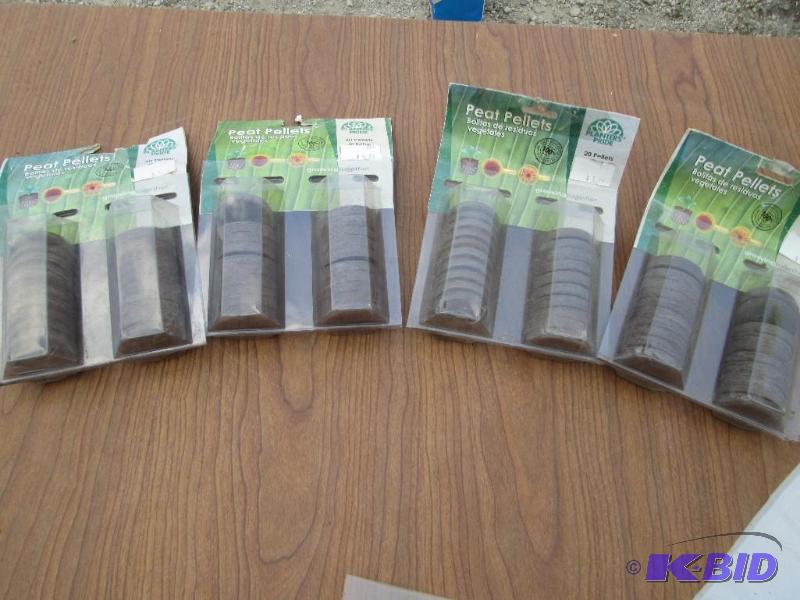 lot 204 image: Lot of 4 packs, peat pellets 20 compact pelle...