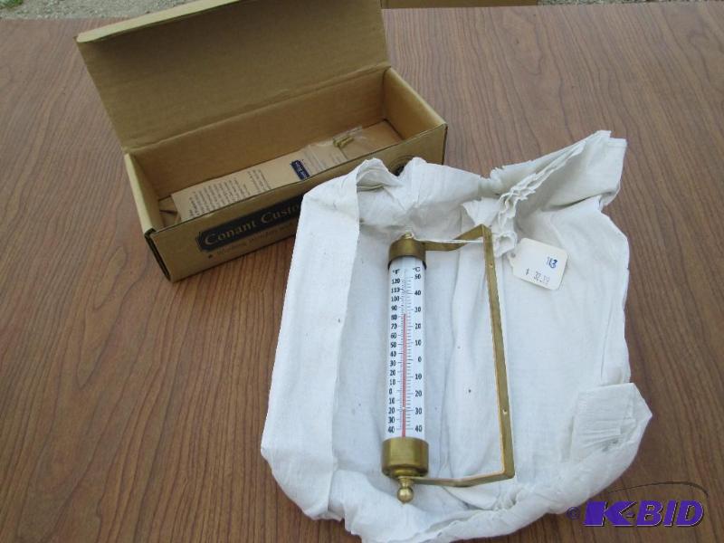 lot 226 image: Vermont outdoor thermometer conant custom bra...