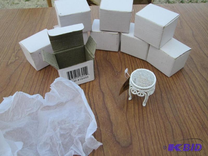 lot 232 image: Lot of 9 miniature garden accents by Georgeto...