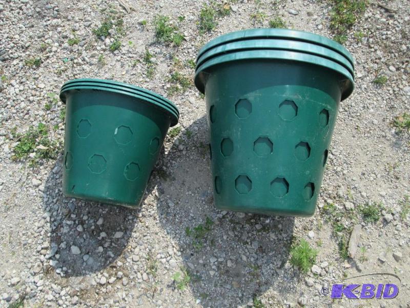 lot 248 image: Bloom Master planter lot, side holes, 3 15 x ...