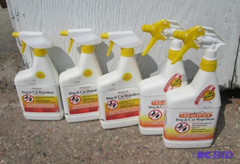 lot 258 image: Liquid fence dog and cat repellant, lot of 5 ...