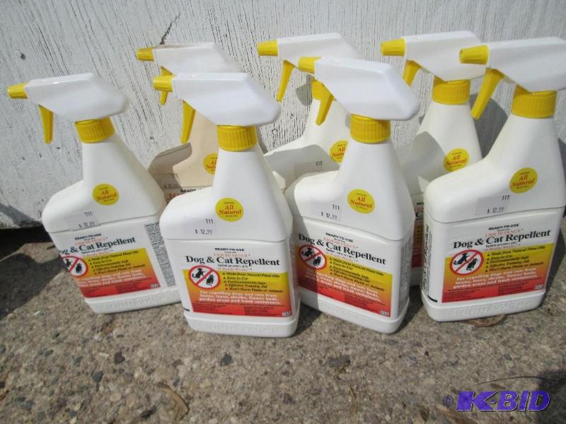 lot 260 image: Liquid fence dog and cat repellant, lot of 7 ...