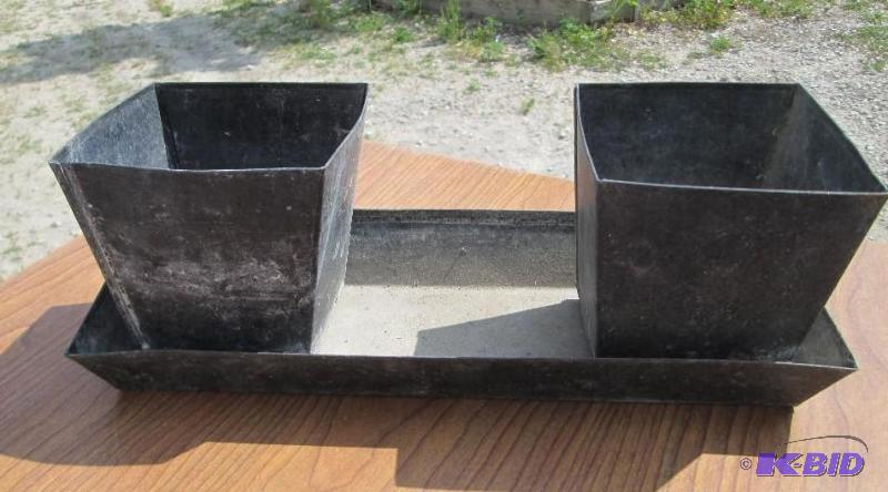 lot 265 image: Metal planters in tray...