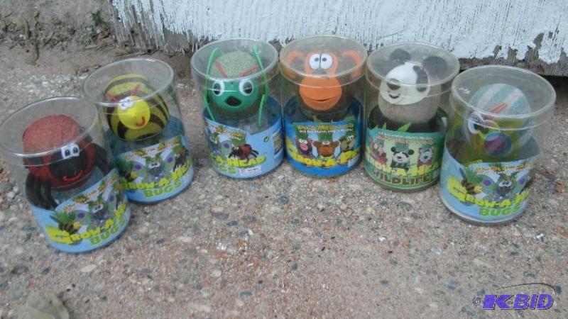 lot 286 image: Lot of 6 grow a pet figures, add water and wa...