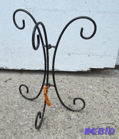 lot 298 image: Planter or gazing ball holder, 20 inches tall...