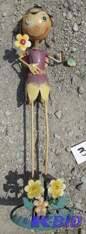 lot 310 image: Metal craft bobble head girl dcor...