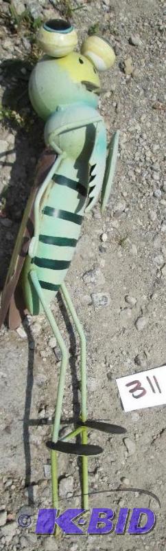lot 311 image: Metal craft bug yard dcor...