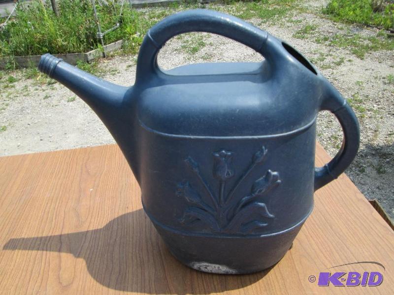 lot 52 image: 2 Gallon plastic watering can...