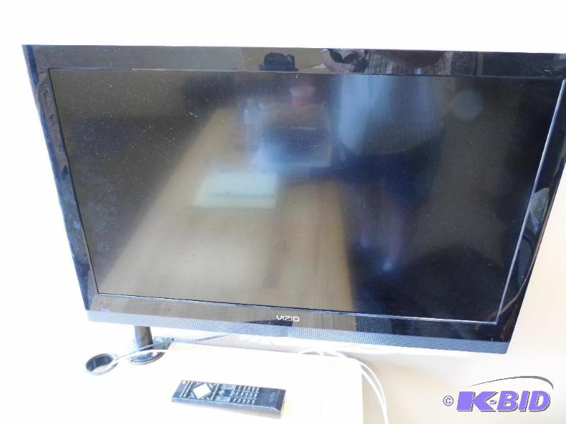 Vizio 32 TV or Monitor