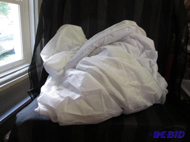 padded mattress cover for twin bed...