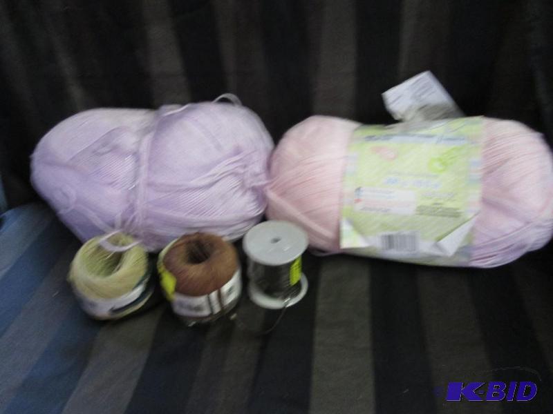 mixed lot of yarn and leather cord, string...