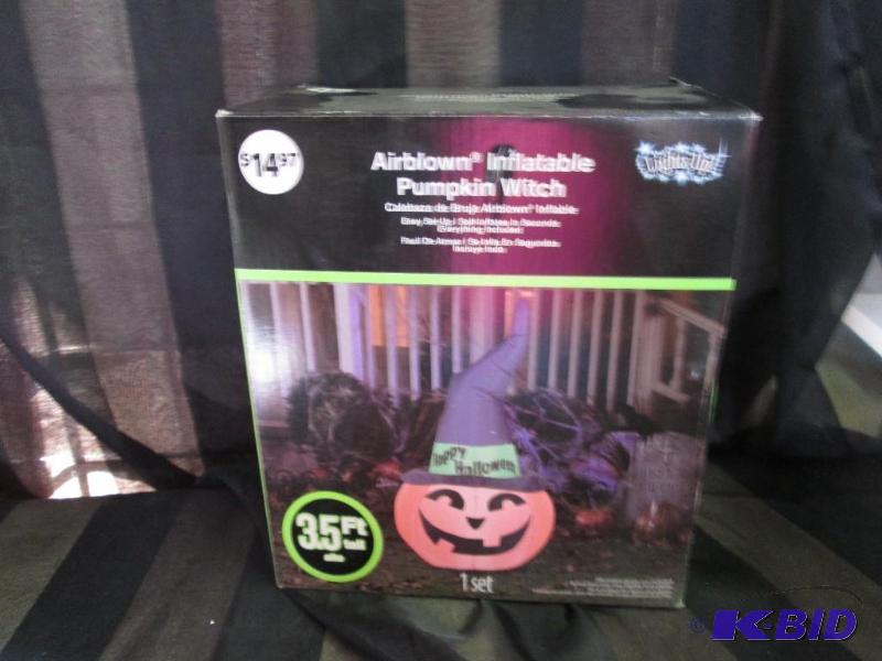 3.5 foot airblown inflatable pumpkin witch...
